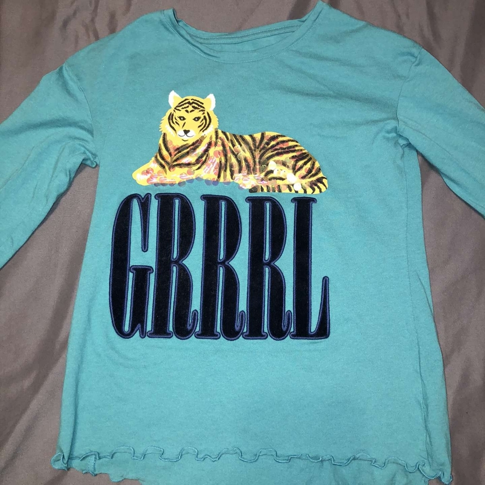 Long sleeve shirt
